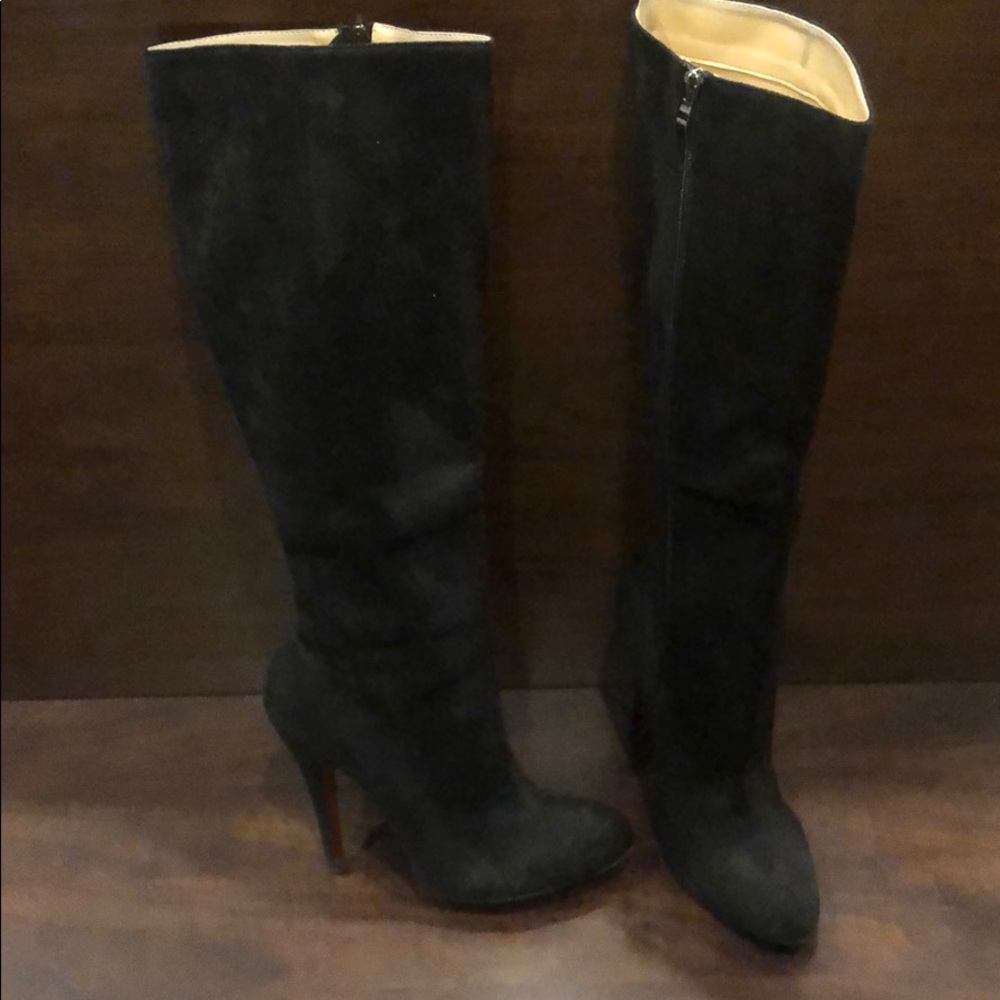 High heel boots